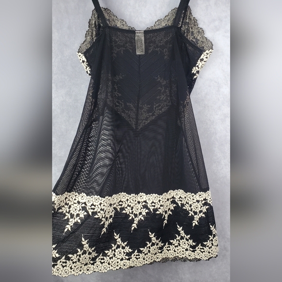 WACOAL Sheer Black & Nude Lace Babydoll Lingerie Slip Gown Romantic Size M - Picture 10 of 12